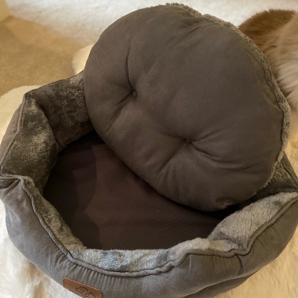 SMALL DOG / MEDIUM CAT BED IN GRAY 🤍 - Picture 4 of 4